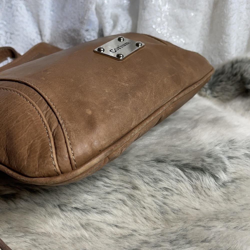 Authentic crossbody leather Corium from Argentina - Picture 5 of 10
